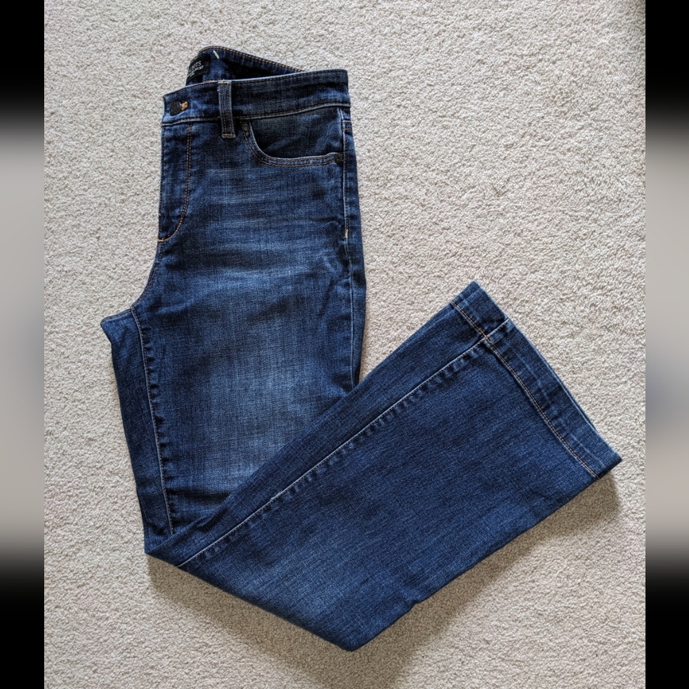 Women's Flare Jeans